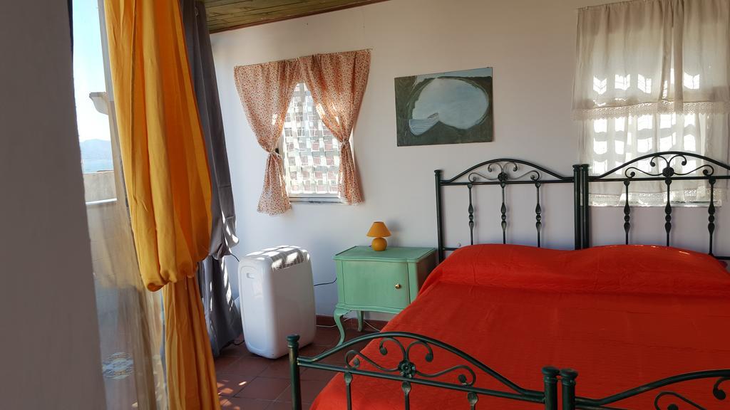 Ferienwohnung Villino Angela A Sant'Anna Boscotrecase Exterior foto