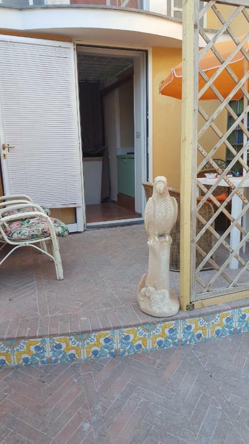 Ferienwohnung Villino Angela A Sant'Anna Boscotrecase Exterior foto