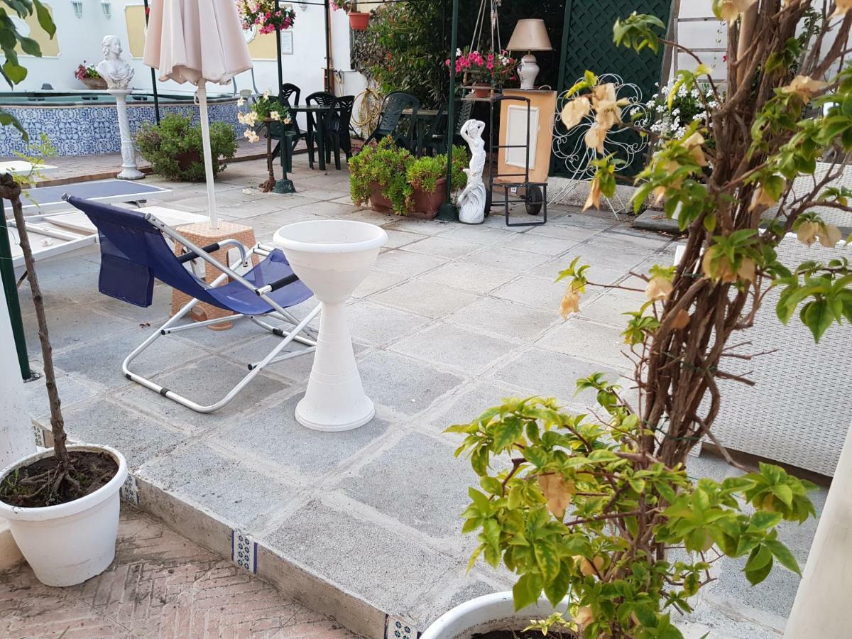 Ferienwohnung Villino Angela A Sant'Anna Boscotrecase Exterior foto