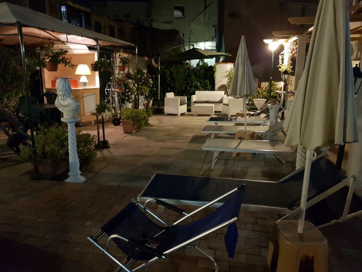 Ferienwohnung Villino Angela A Sant'Anna Boscotrecase Exterior foto
